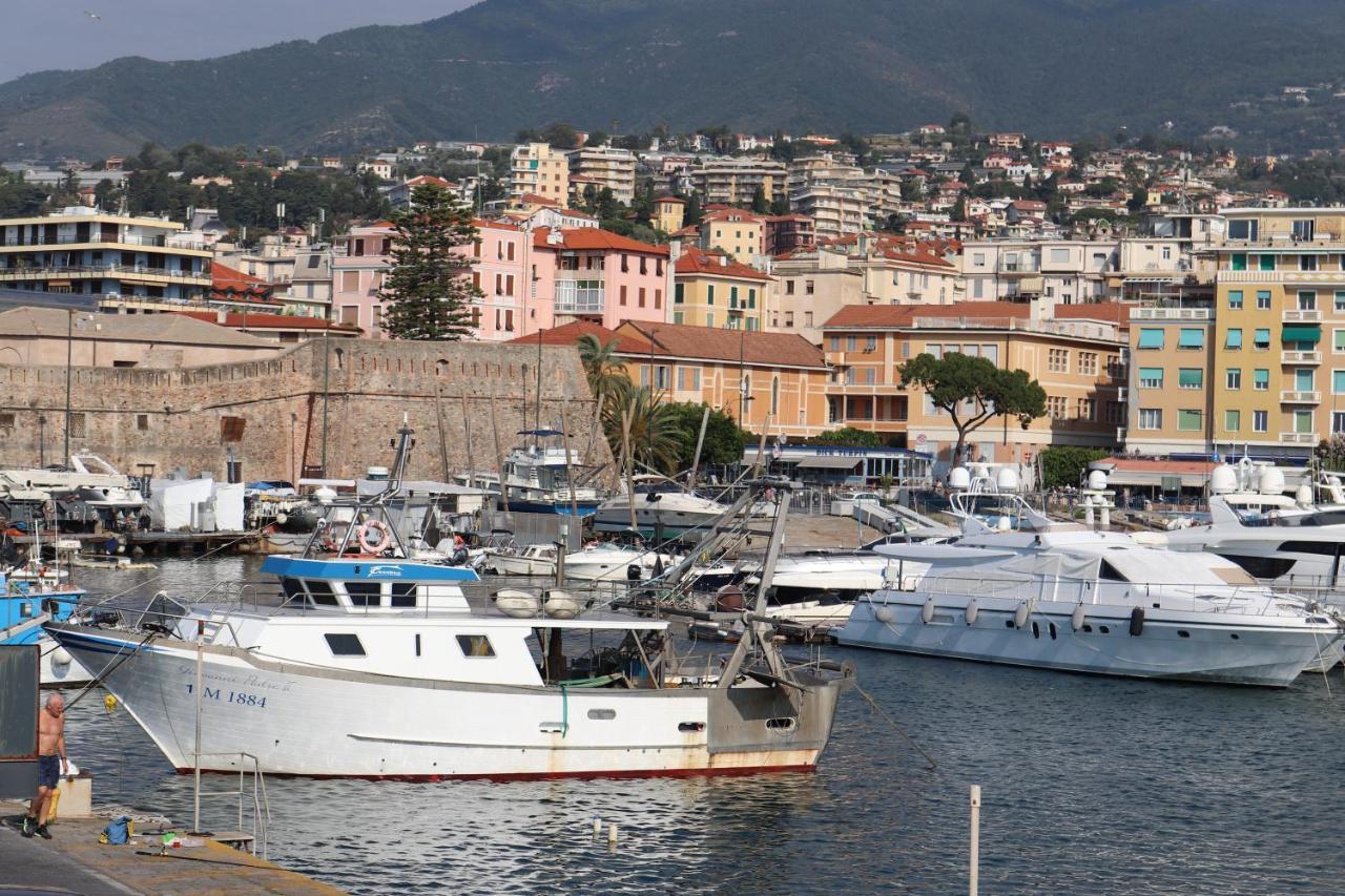 Kadevi Sanremo - Centralissimo, Vicino Al Mare, Garage Sempre Disponibile, Bici Ad Uso Gratuito- Exterior foto