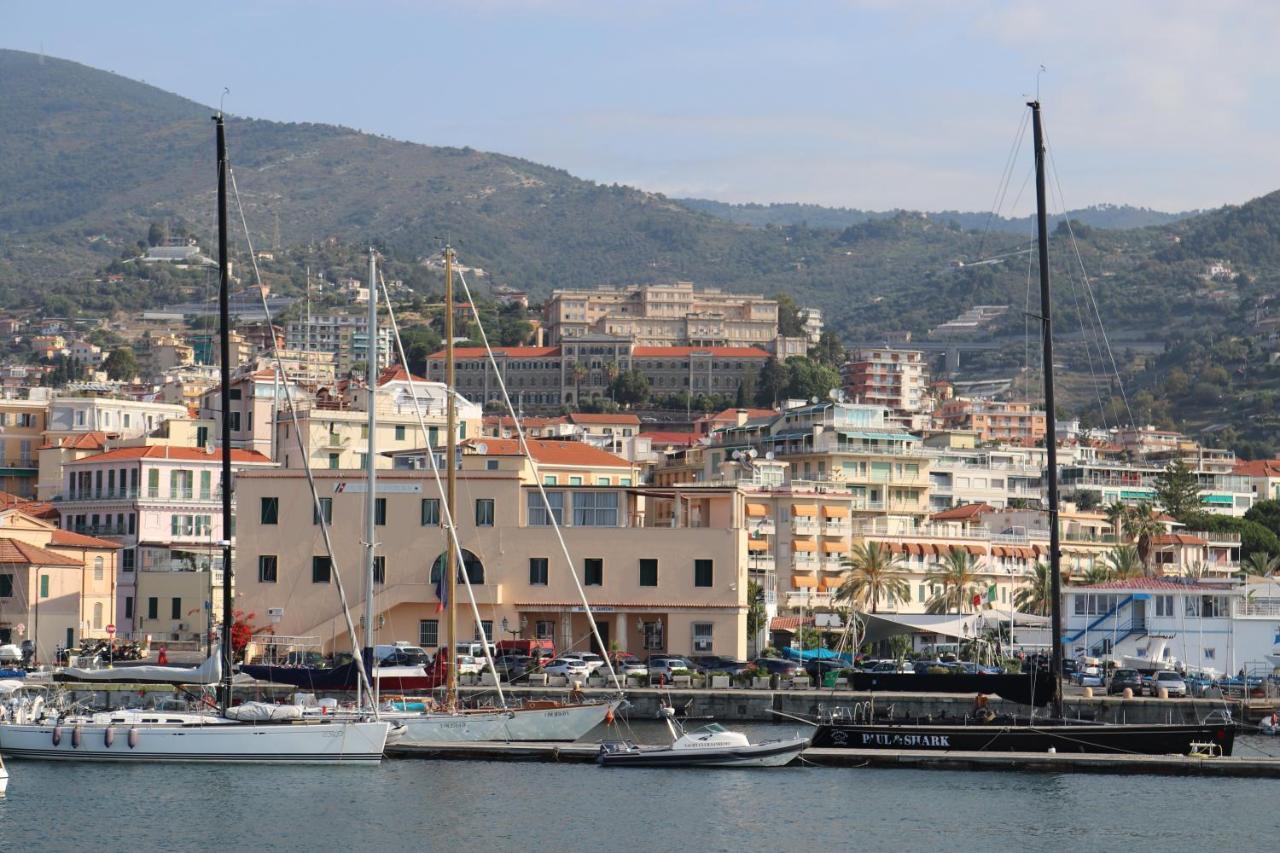 Kadevi Sanremo - Centralissimo, Vicino Al Mare, Garage Sempre Disponibile, Bici Ad Uso Gratuito- Exterior foto